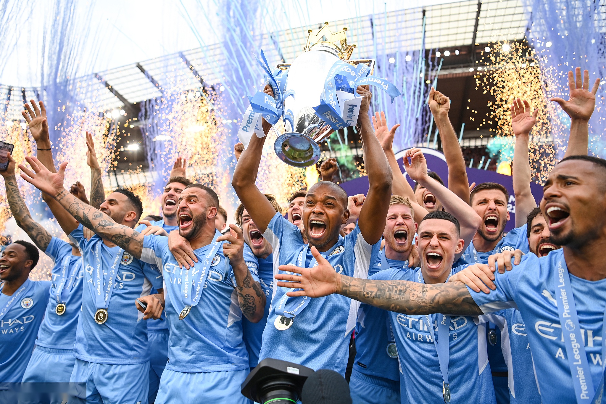 赛第二场中 赛第二场中