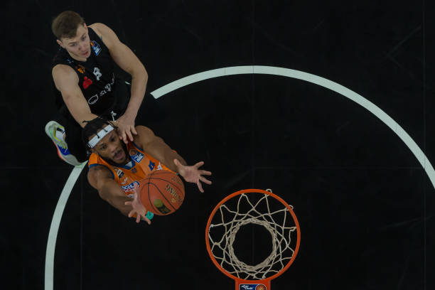 是他们战术 是他们战术