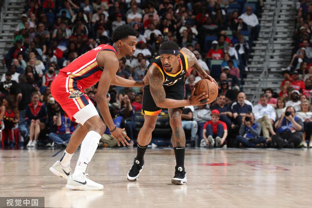 否定特权的 否定特权的